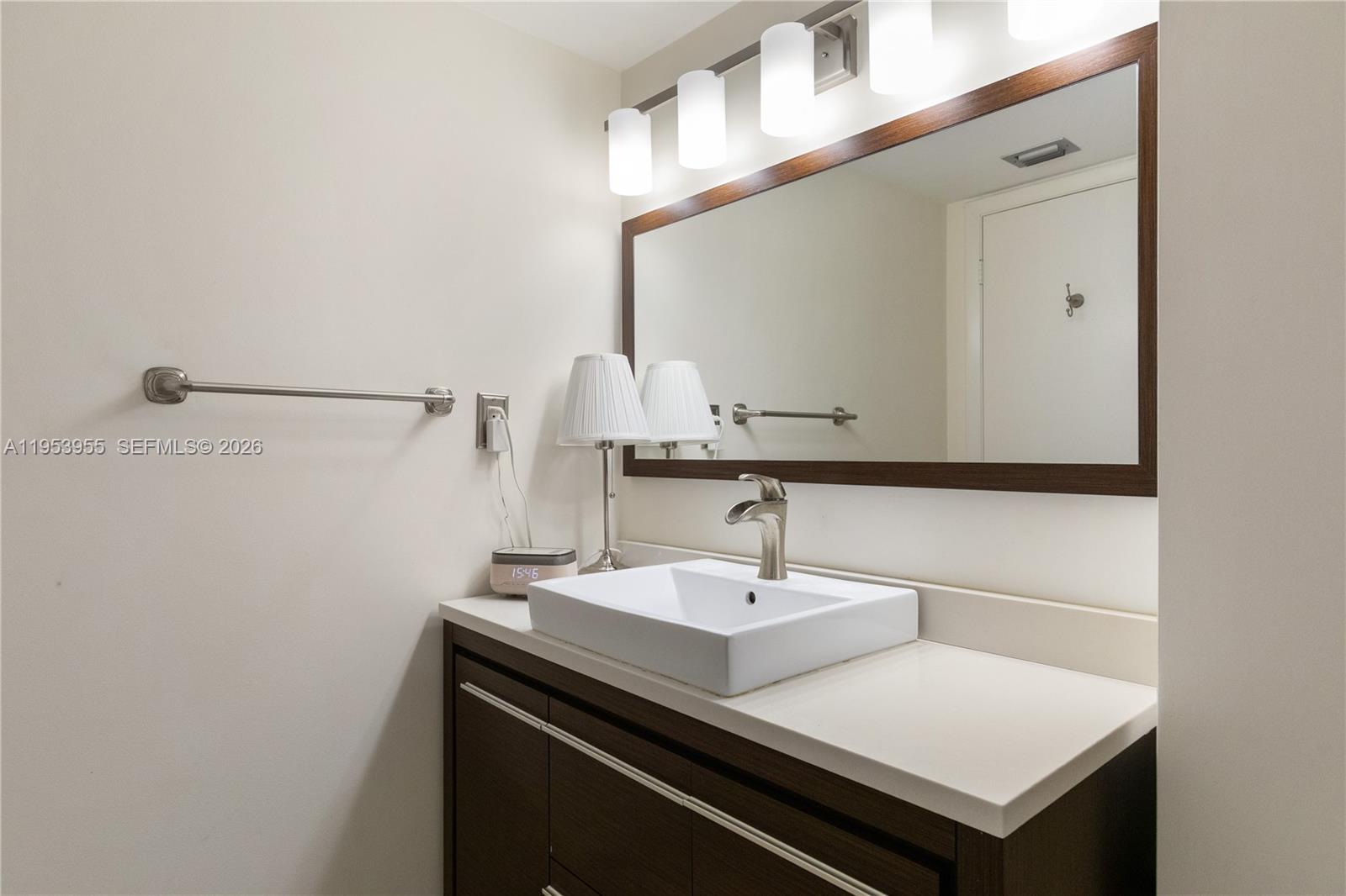 300 Three Islands Blvd 417 Property Photo 11