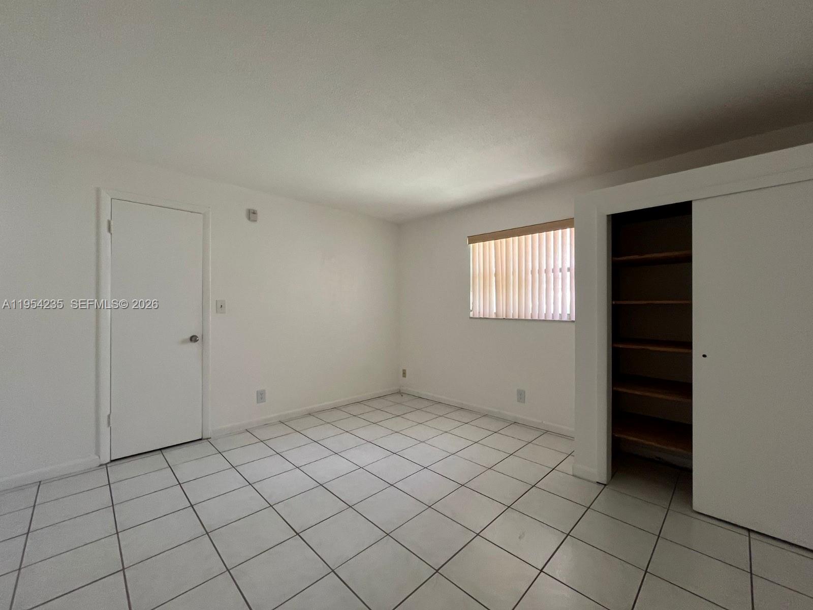 1824 Monroe St 1 Property Photo 10