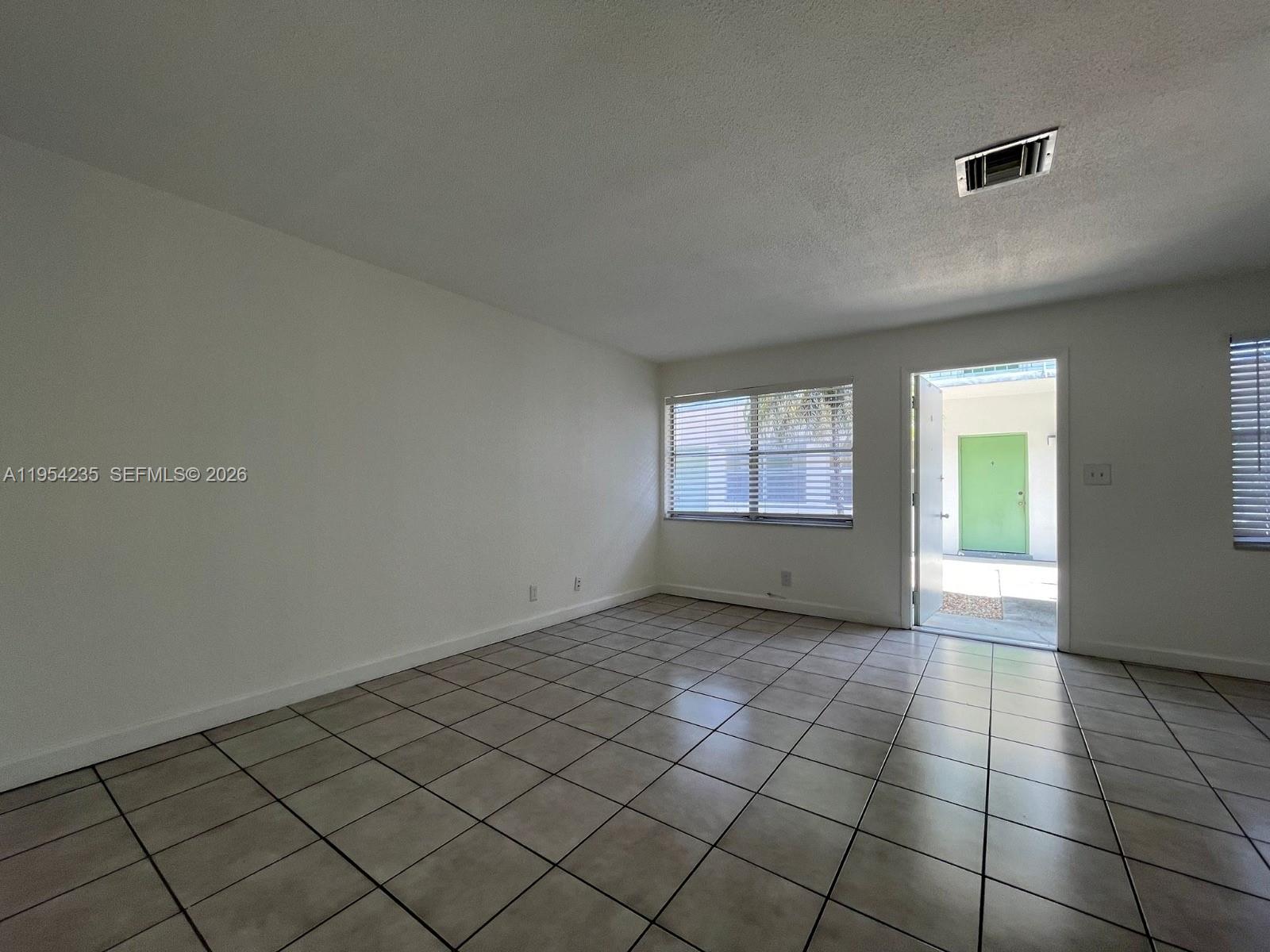 1824 Monroe St 1 Property Photo 11