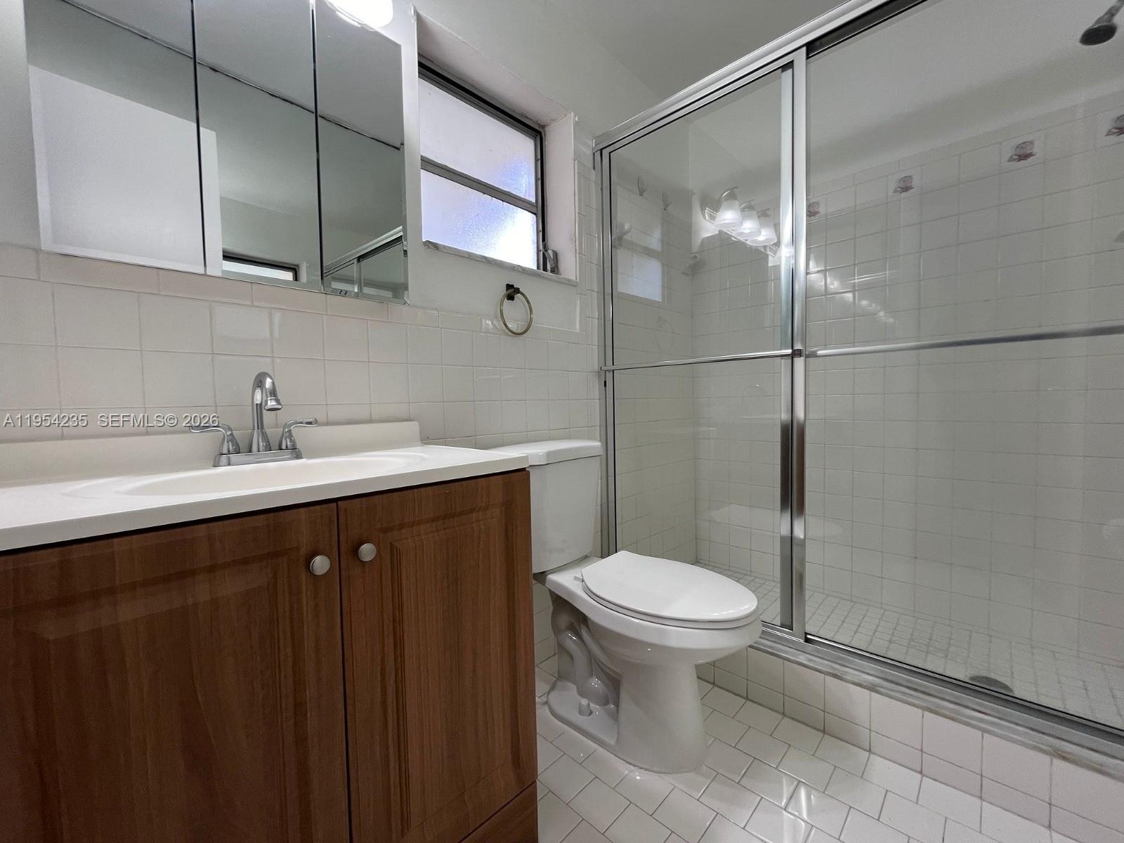 1824 Monroe St 1 Property Photo 13