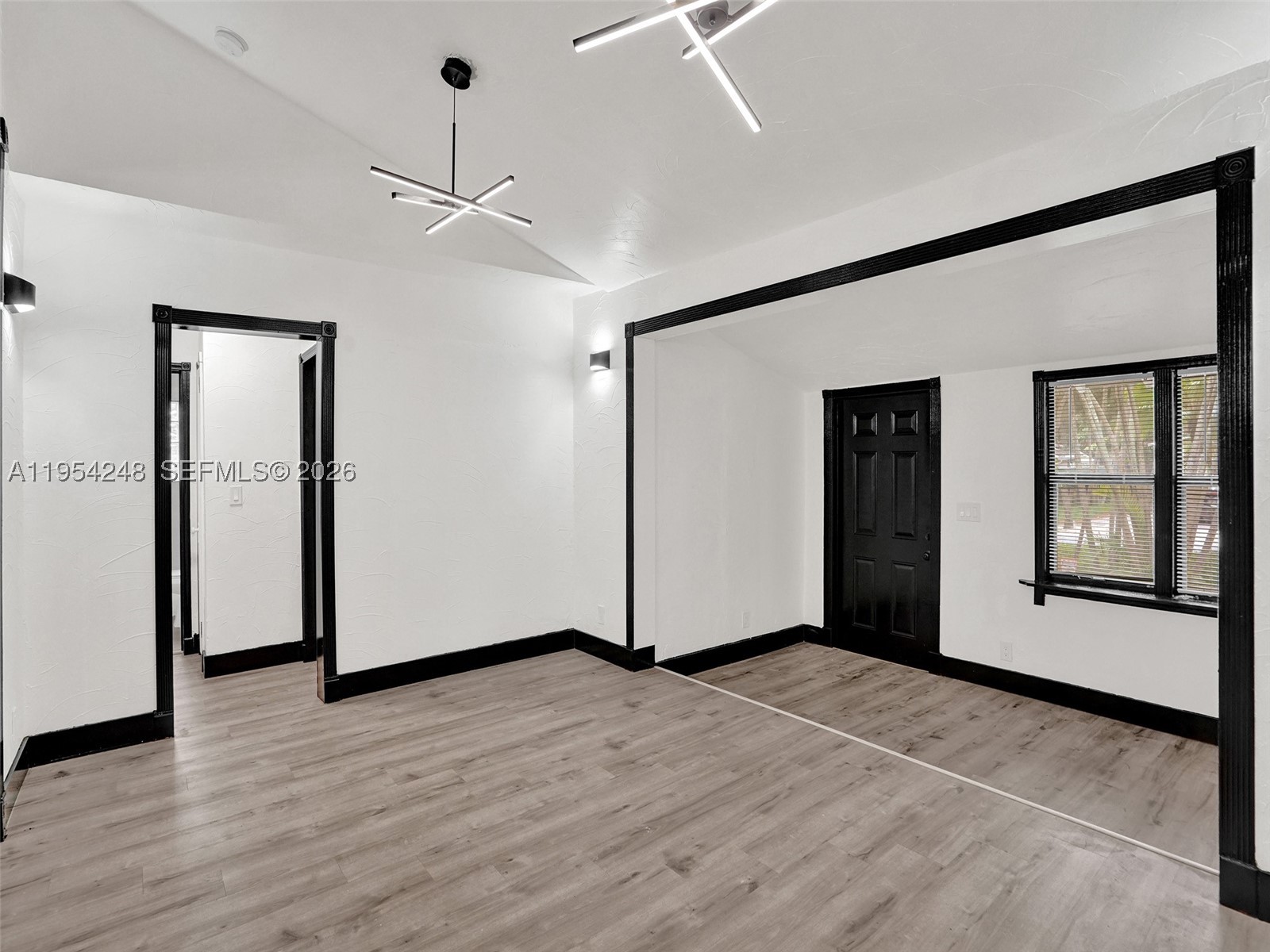 1409 Sw 1st Street Property Photo 12
