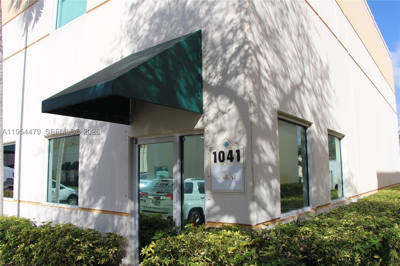 A11954479 Property Photo 1