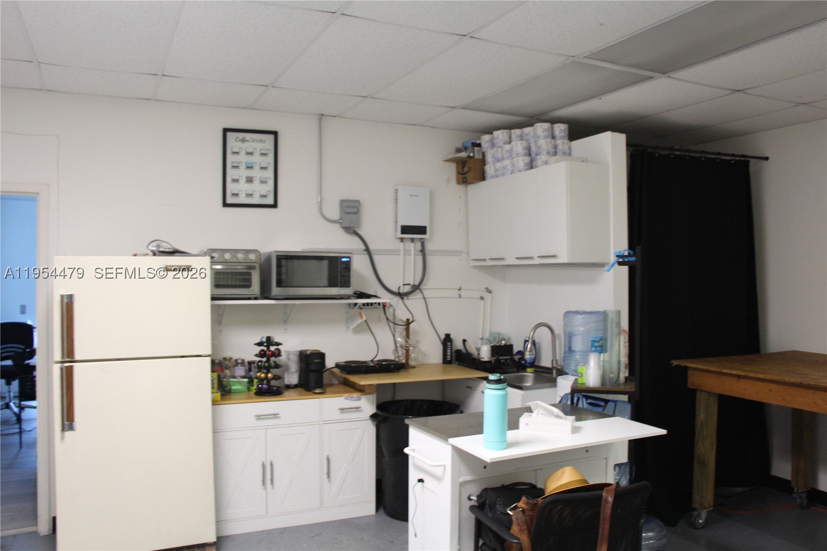A11954479 Property Photo 21