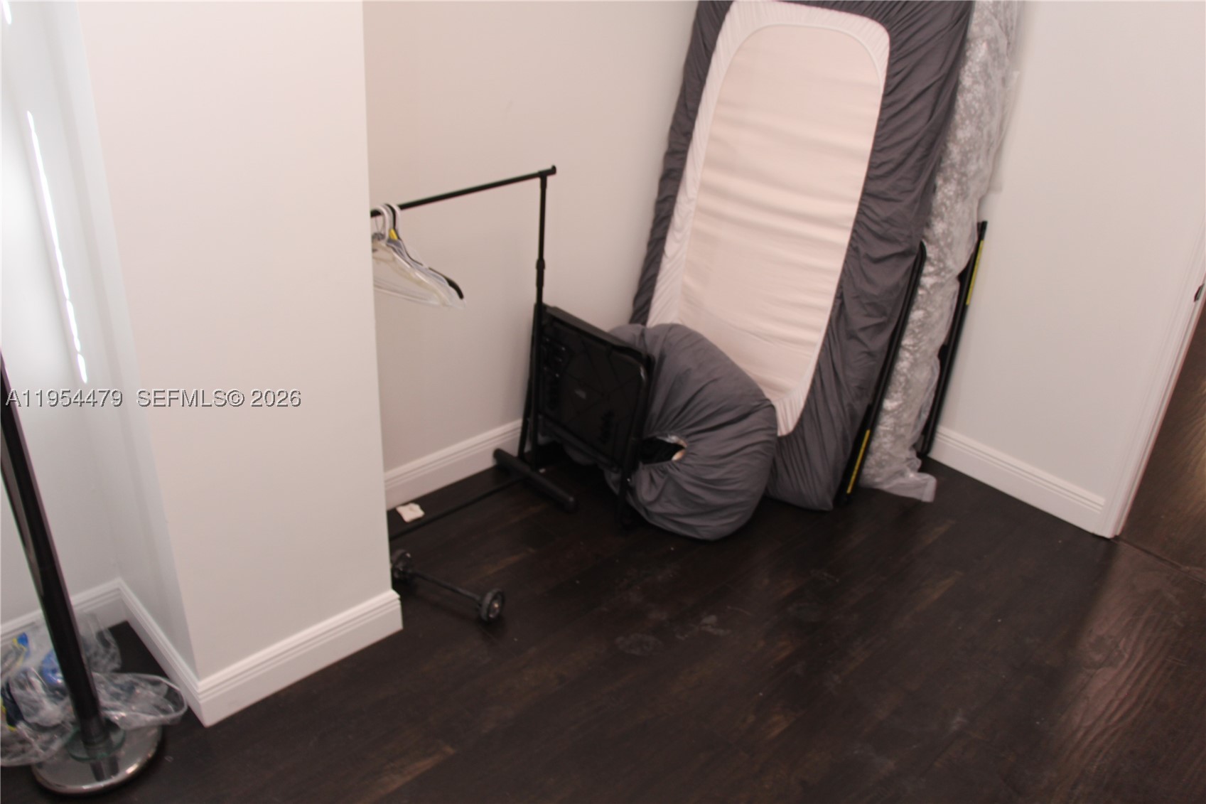 A11954479 Property Photo 42