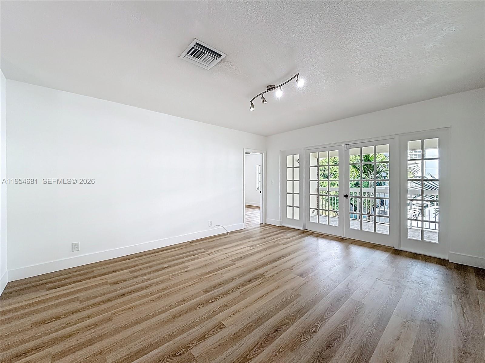 2424 Se 17th Cswy 312b Property Photo 16