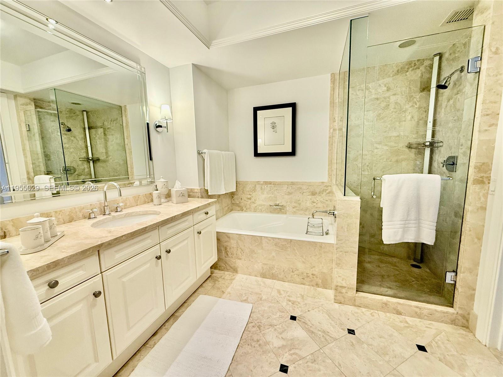 1435 Brickell Ave 3508 Property Photo 6