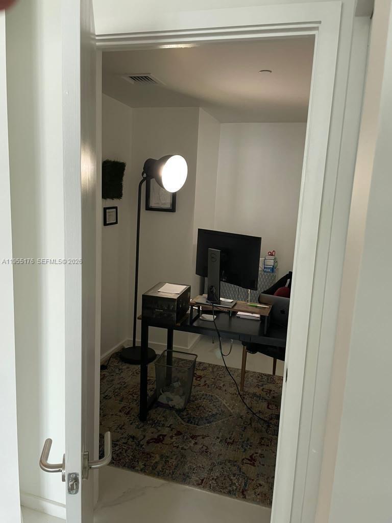 1300 S Miami Ave 2501 Property Photo 11