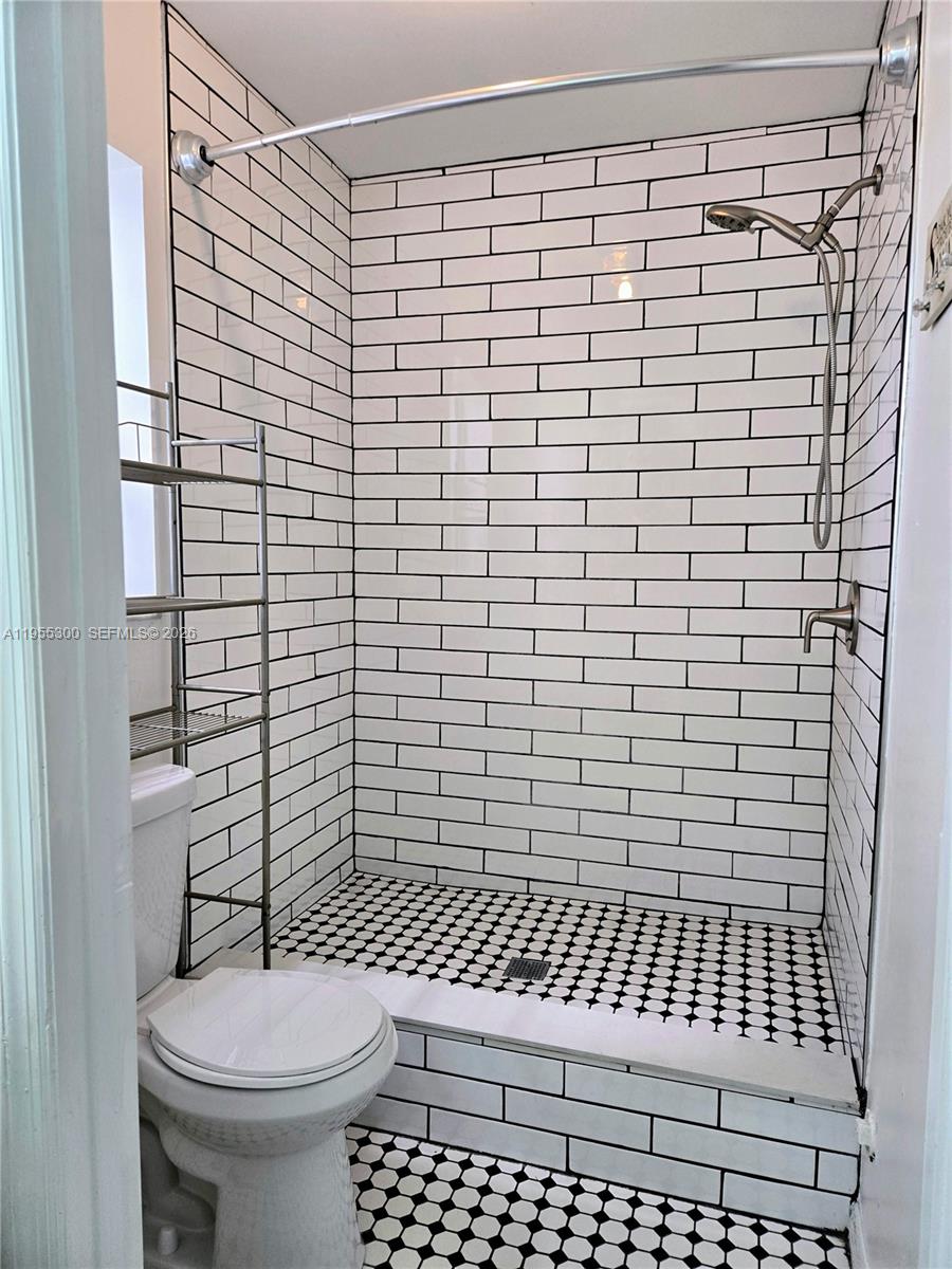 854 Sw 8th Pl Property Photo 6