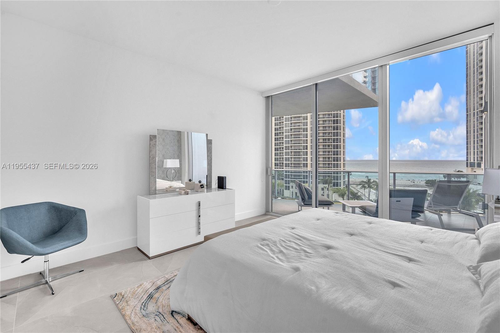 17550 Collins Ave 603 Property Photo 12
