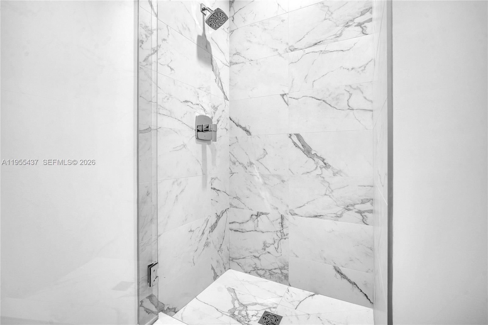 17550 Collins Ave 603 Property Photo 16