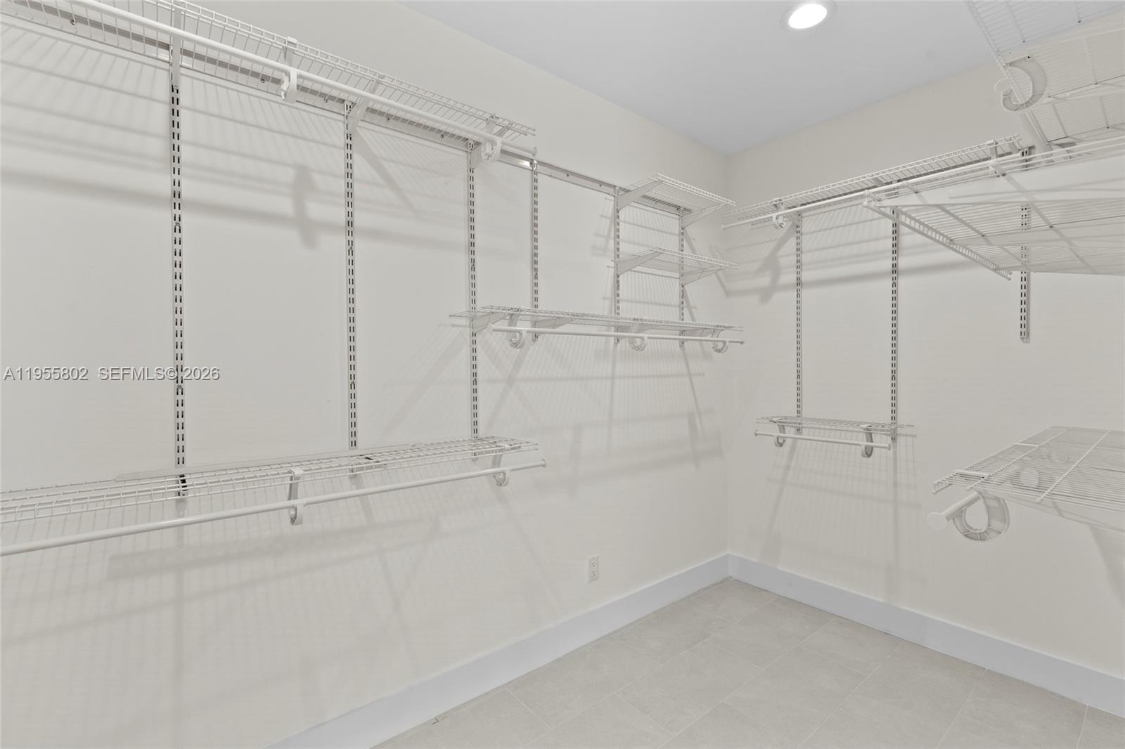 1230 Sw Becker Rd Property Photo 24