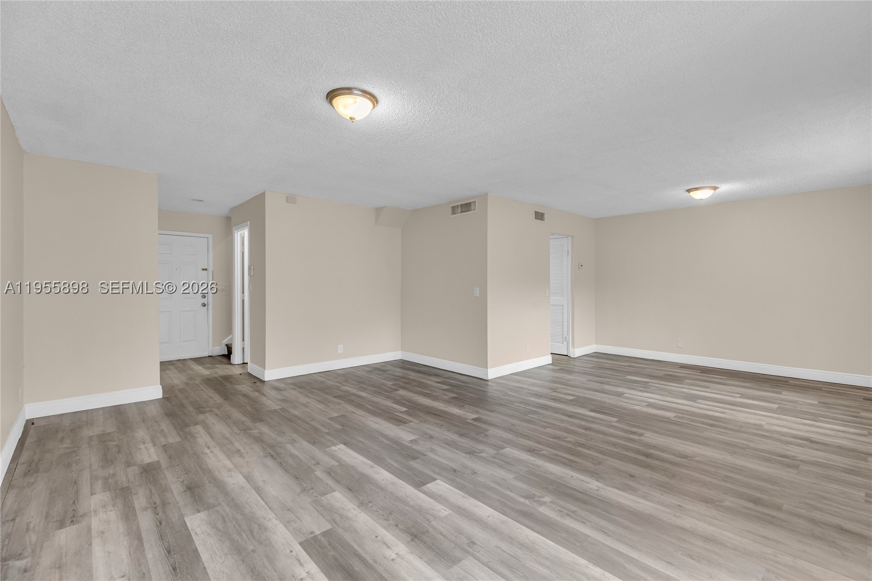 17901 Nw 68th Ave T206 Property Photo 3