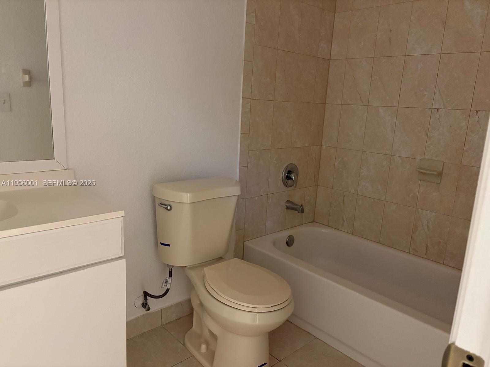 2916 Nw 51st St Property Photo 11