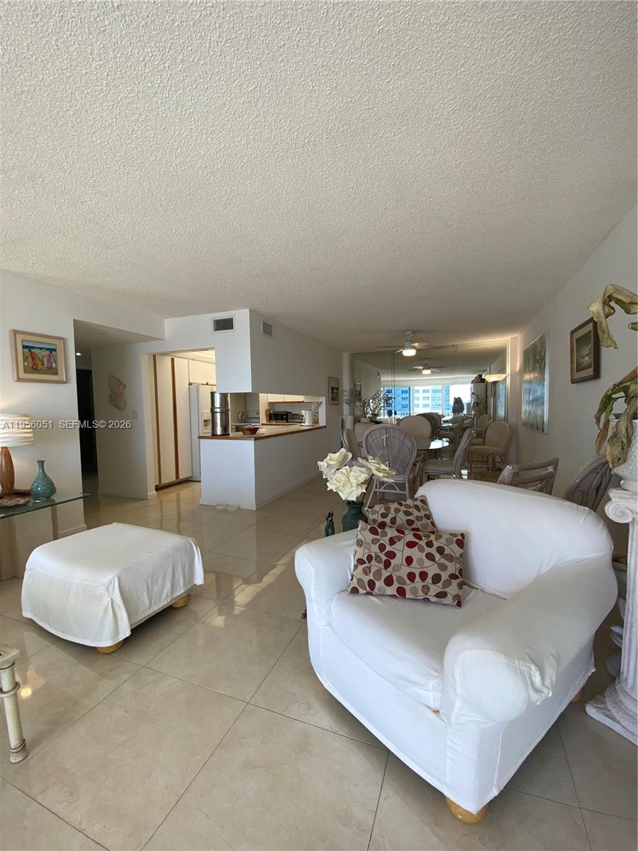 A11956051 Property Photo 14