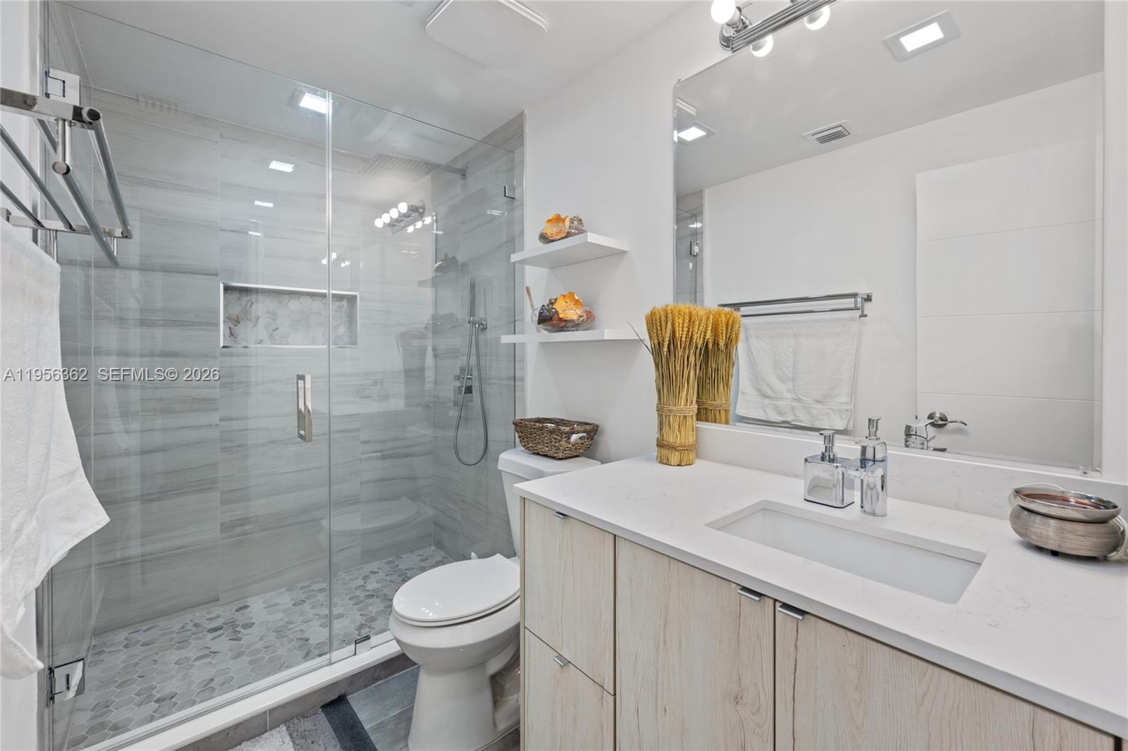 1250 Sharazad Blvd Property Photo 14