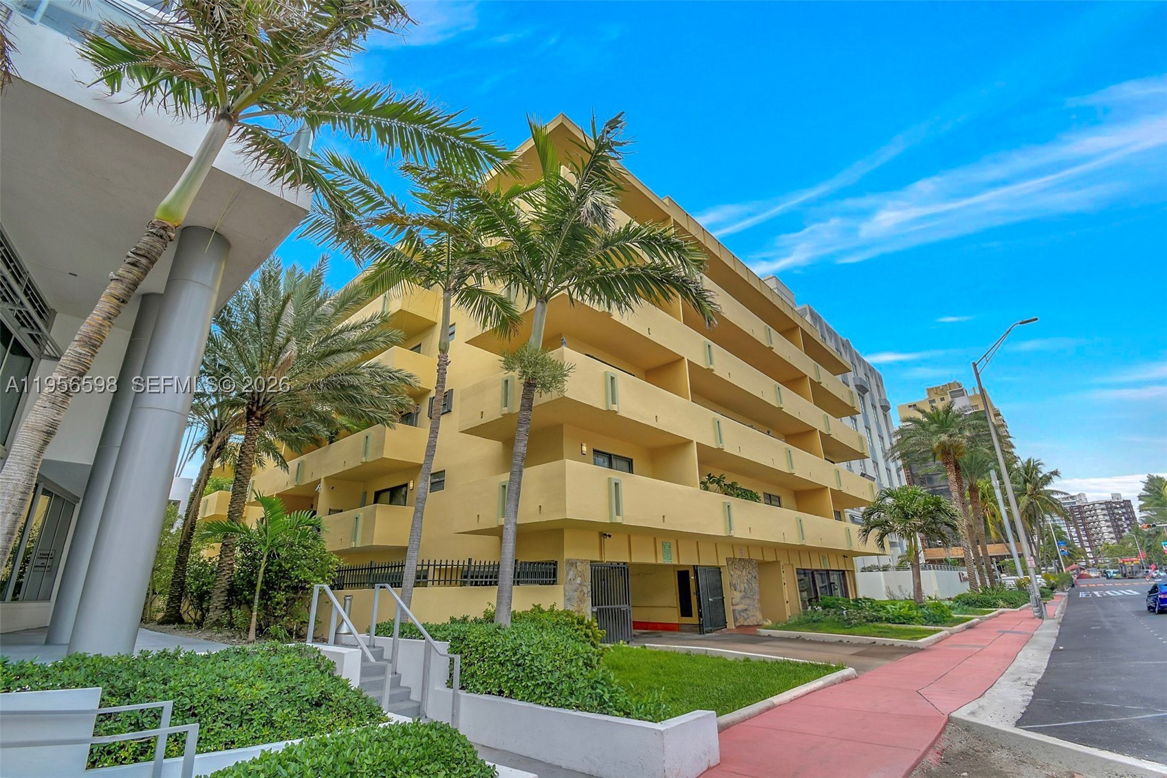 2924 Collins Avenue 501 Property Photo 33