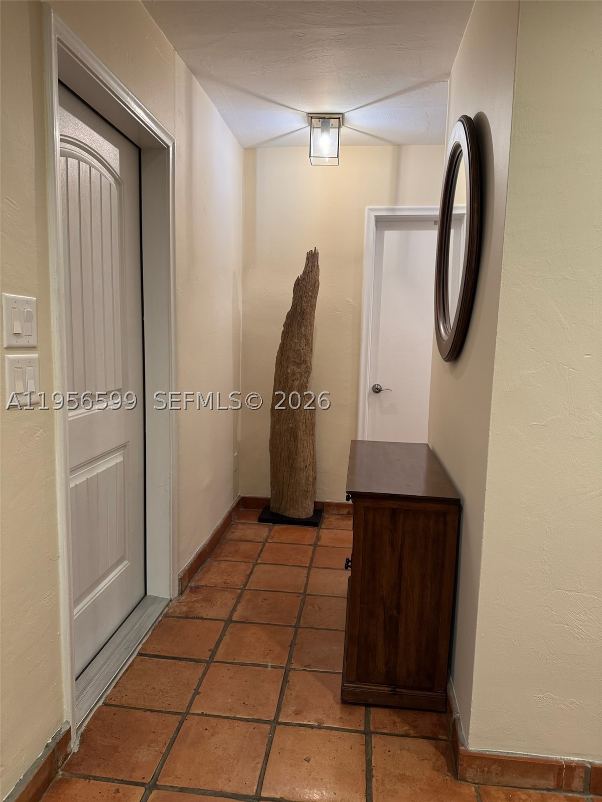 1110 Redbird Ave Property Photo 4