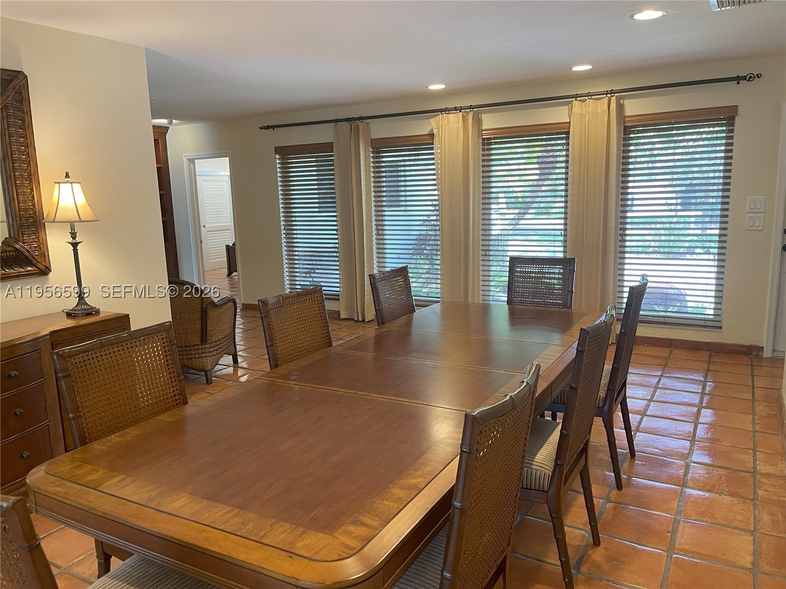 1110 Redbird Ave Property Photo 11