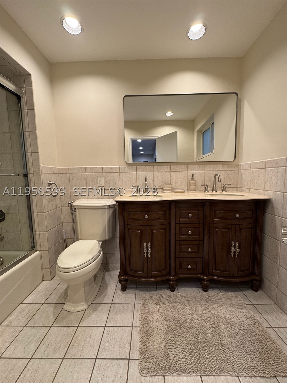 1110 Redbird Ave Property Photo 17