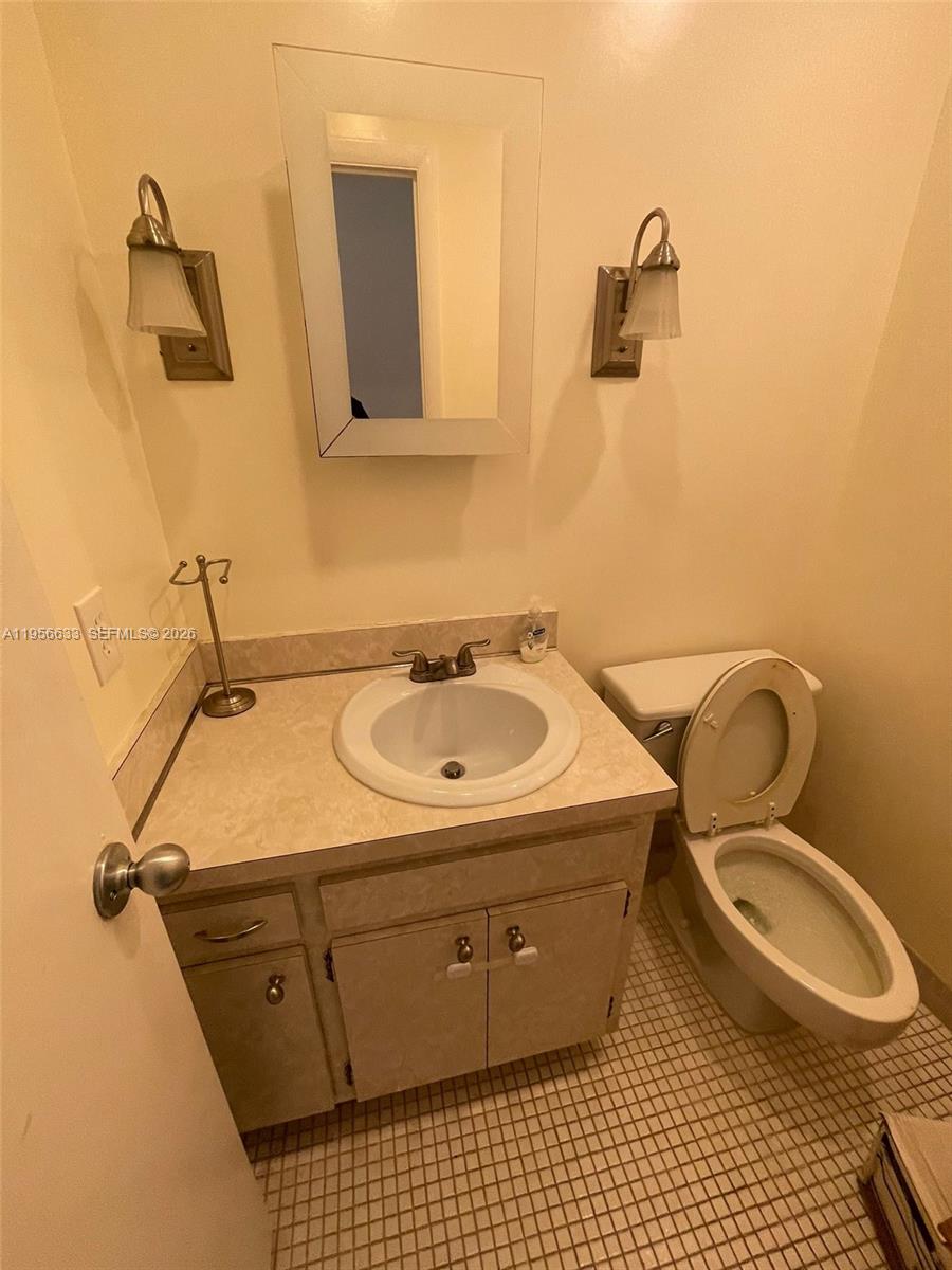 4000 N Hills Dr 32 Property Photo 17