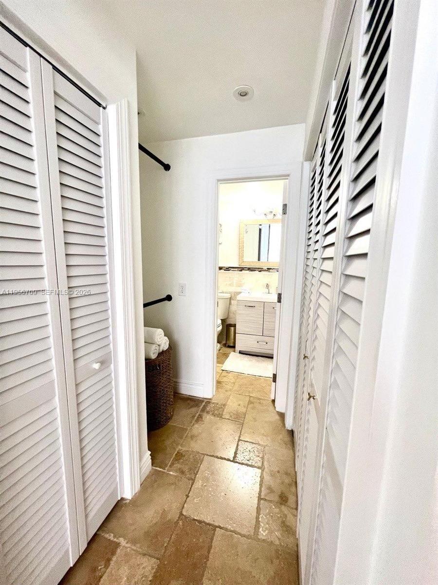 3505 S Ocean Dr 619 Property Photo 8