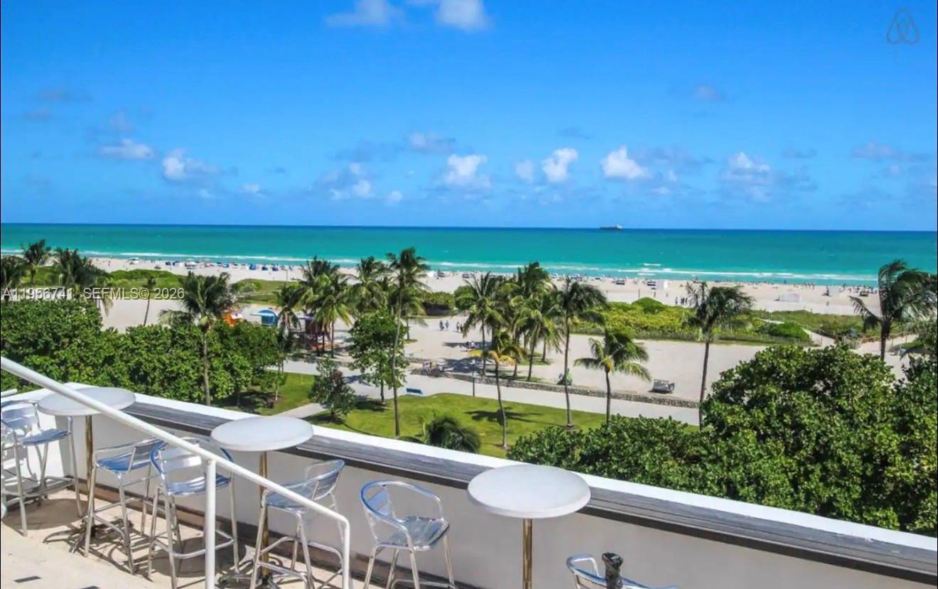 1036 Ocean Dr B201 Property Photo 1