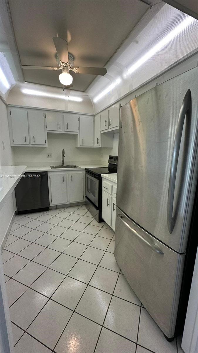 4174 Inverrary Dr 311 Property Photo 1