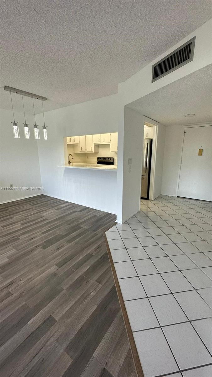4174 Inverrary Dr 311 Property Photo 14