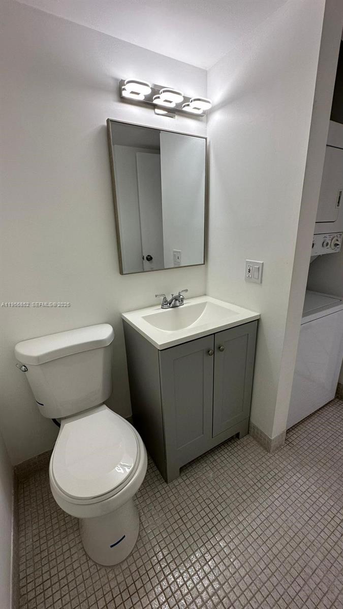 4174 Inverrary Dr 311 Property Photo 26