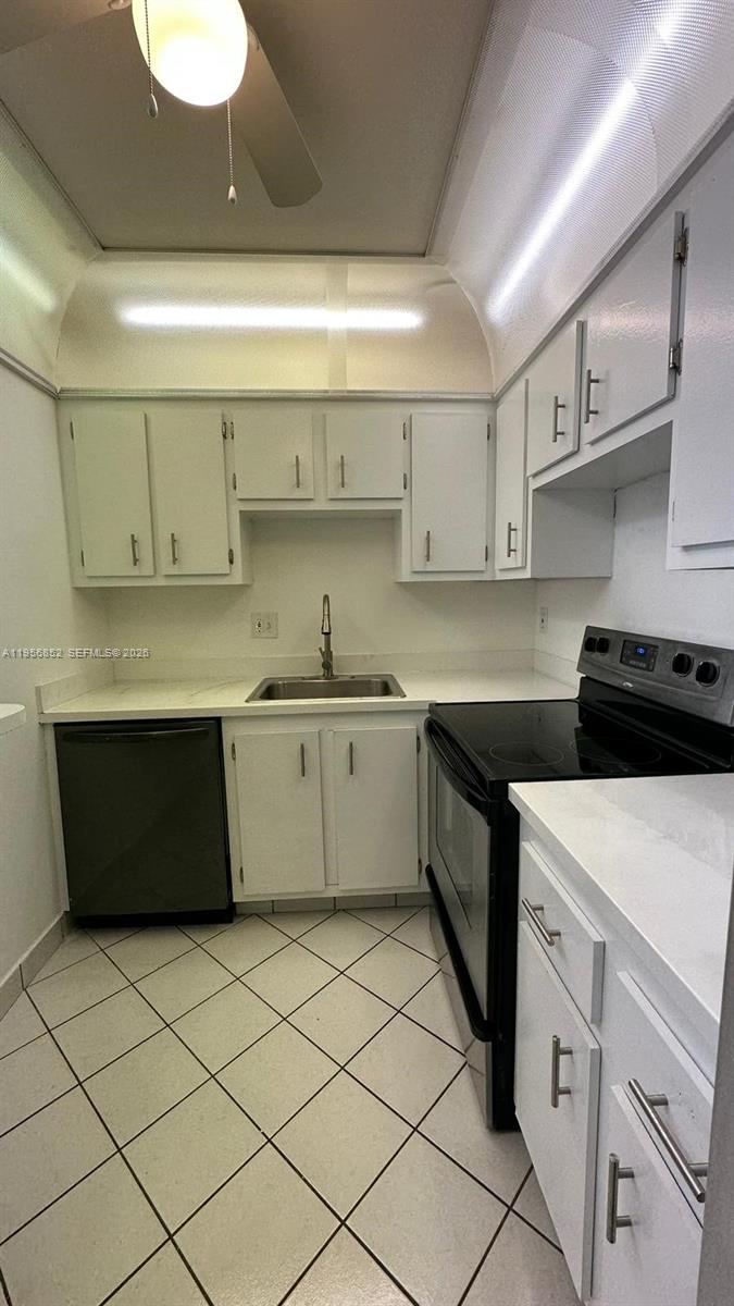 4174 Inverrary Dr 311 Property Photo 27