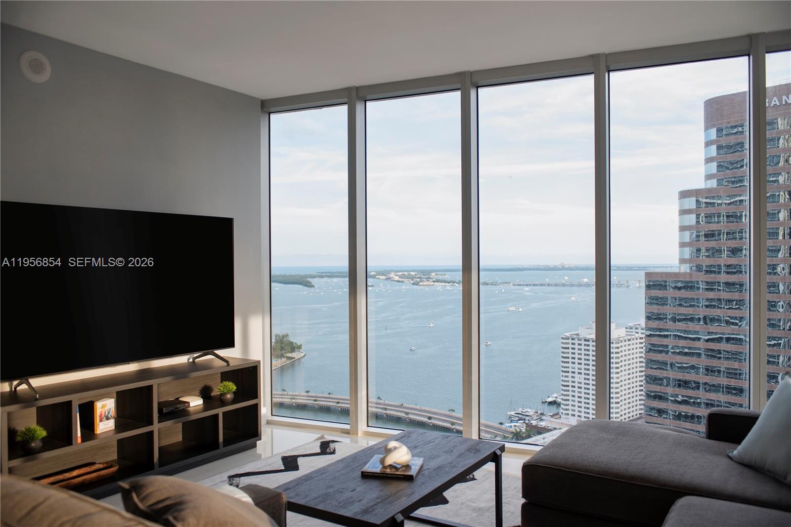 485 Brickell Ave 3208 Property Photo 1