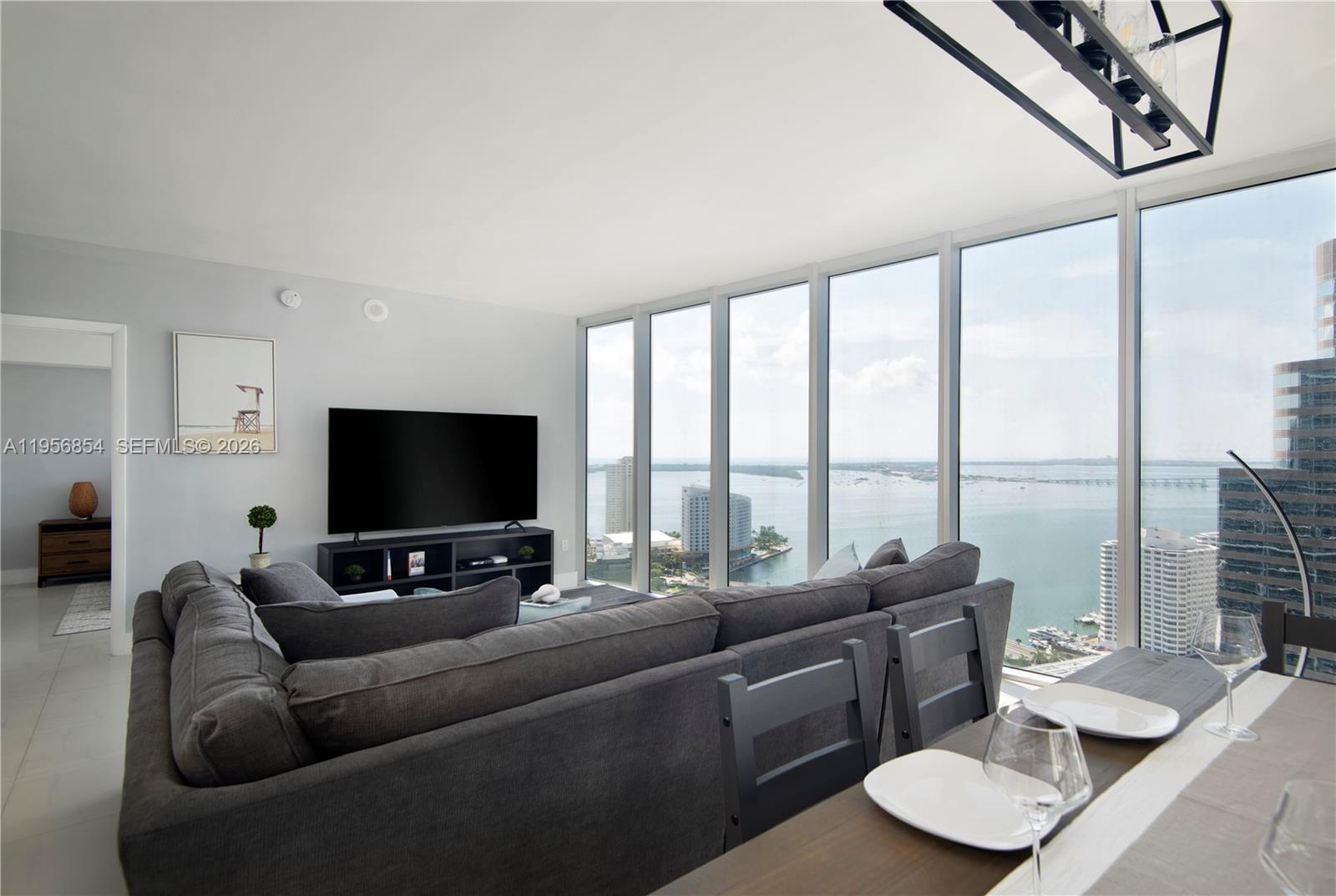 485 Brickell Ave 3208 Property Photo 8