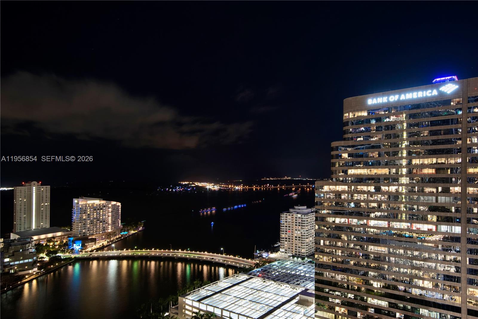 485 Brickell Ave 3208 Property Photo 14