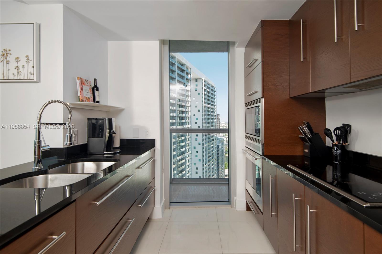 485 Brickell Ave 3208 Property Photo 15