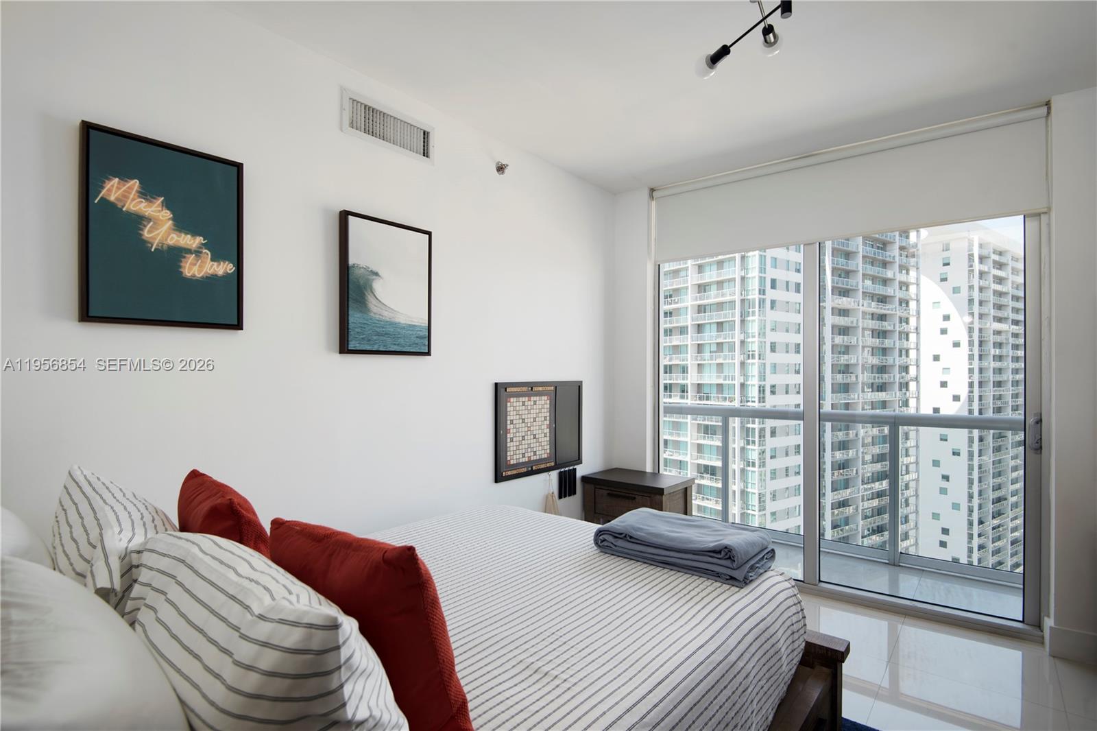 485 Brickell Ave 3208 Property Photo 23