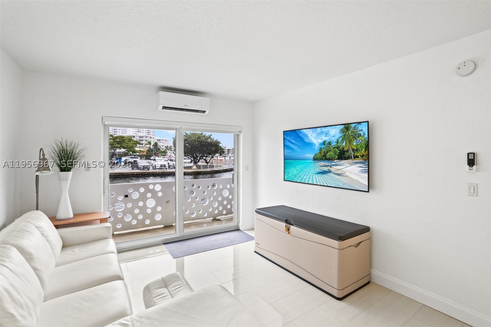 2500 Diana Dr 104 Property Photo 13