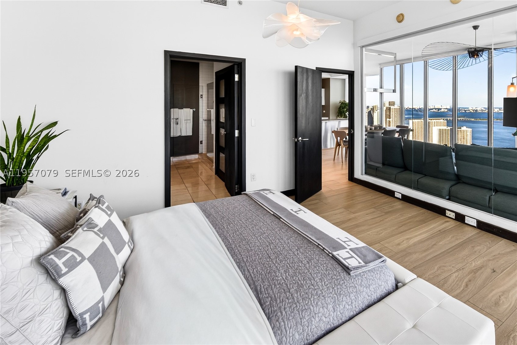 888 Biscayne Blvd 5508 Property Photo 10