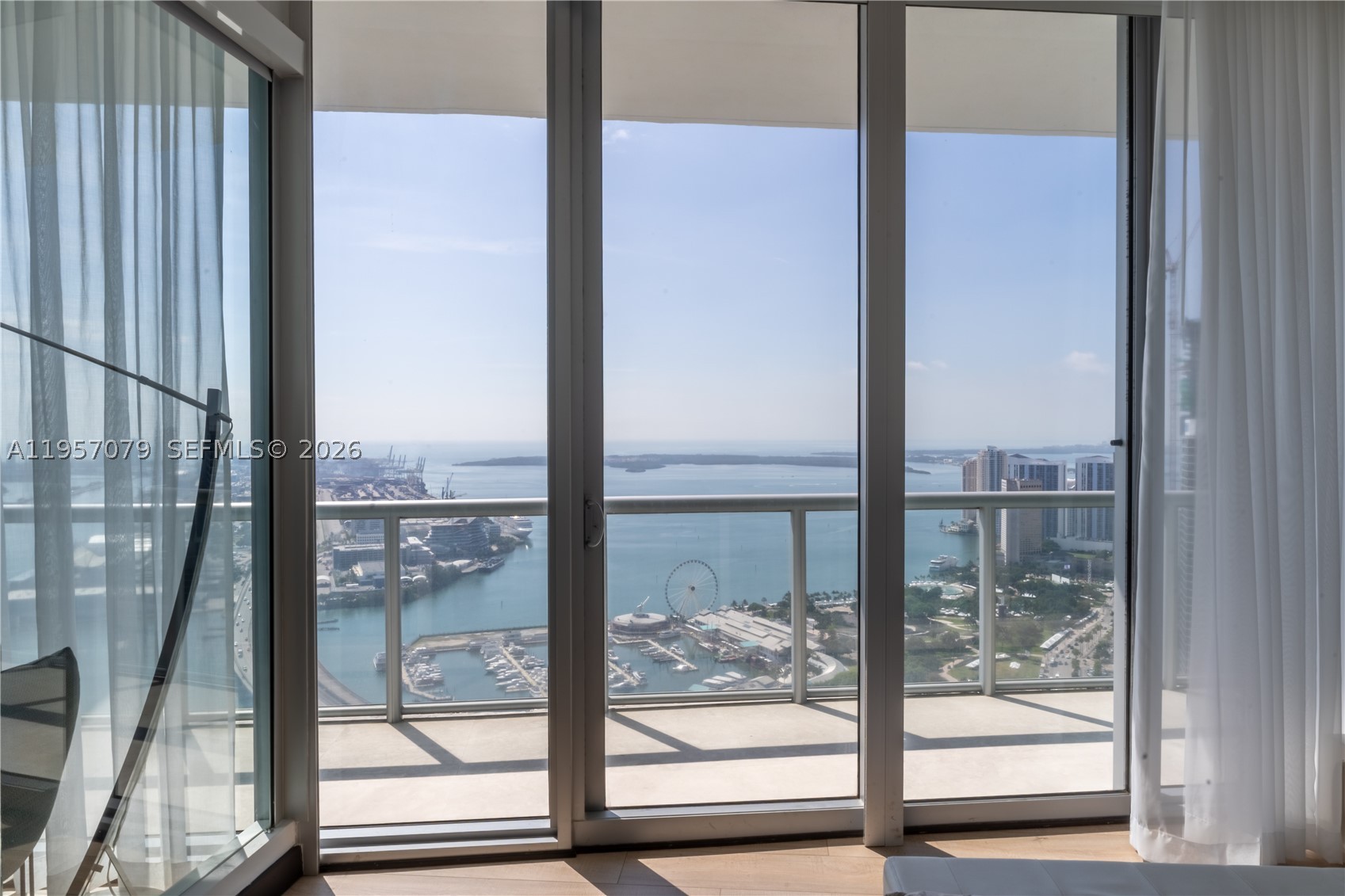 888 Biscayne Blvd 5508 Property Photo 13