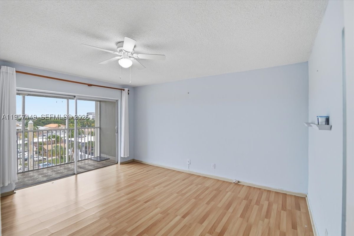 330 Se 2nd St 501g Property Photo 12