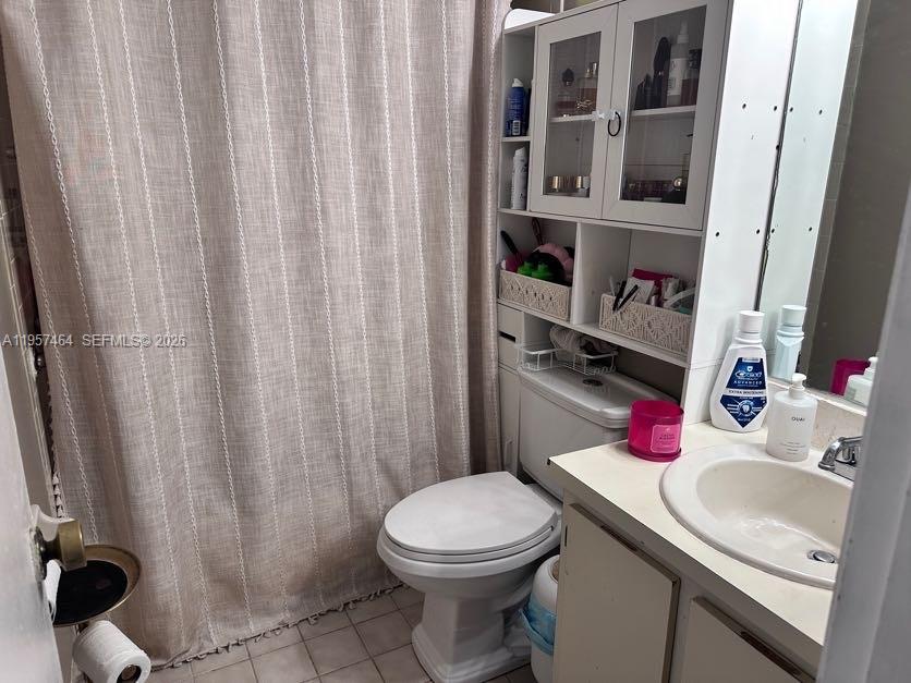 2480 W 67th Pl 23-12 Property Photo 6