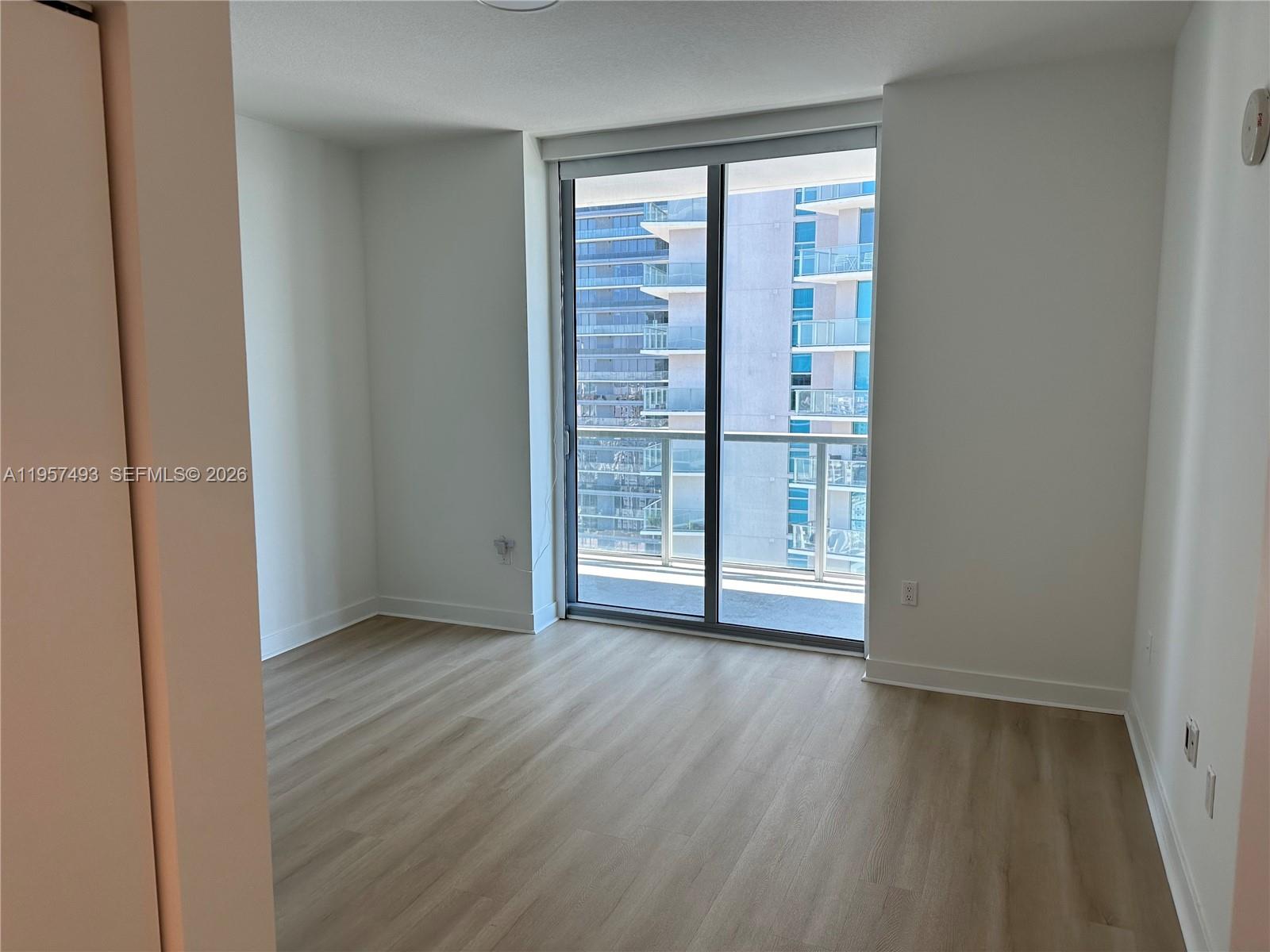 1111 Sw 1st Ave 3519-n Property Photo 6