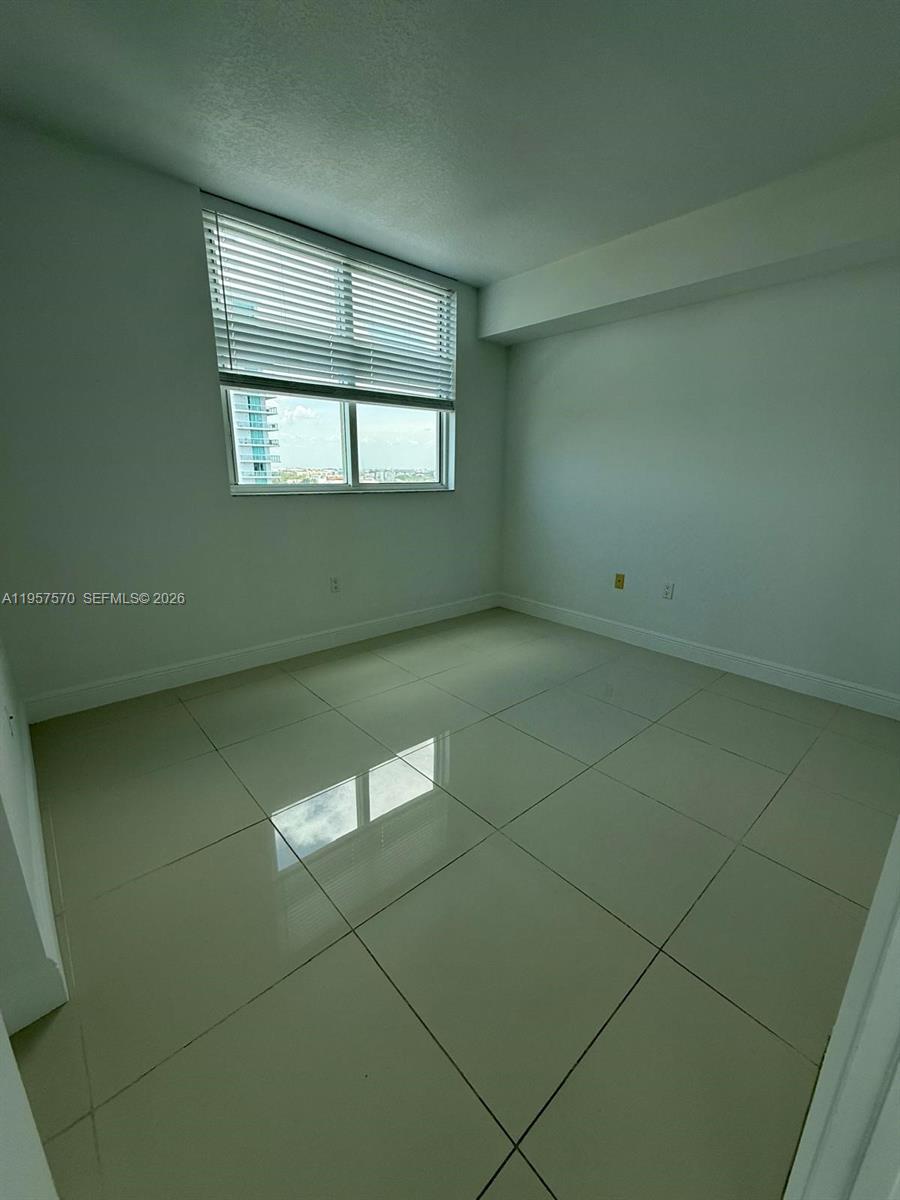 1871 Nw S River Dr 1503 Property Photo 16
