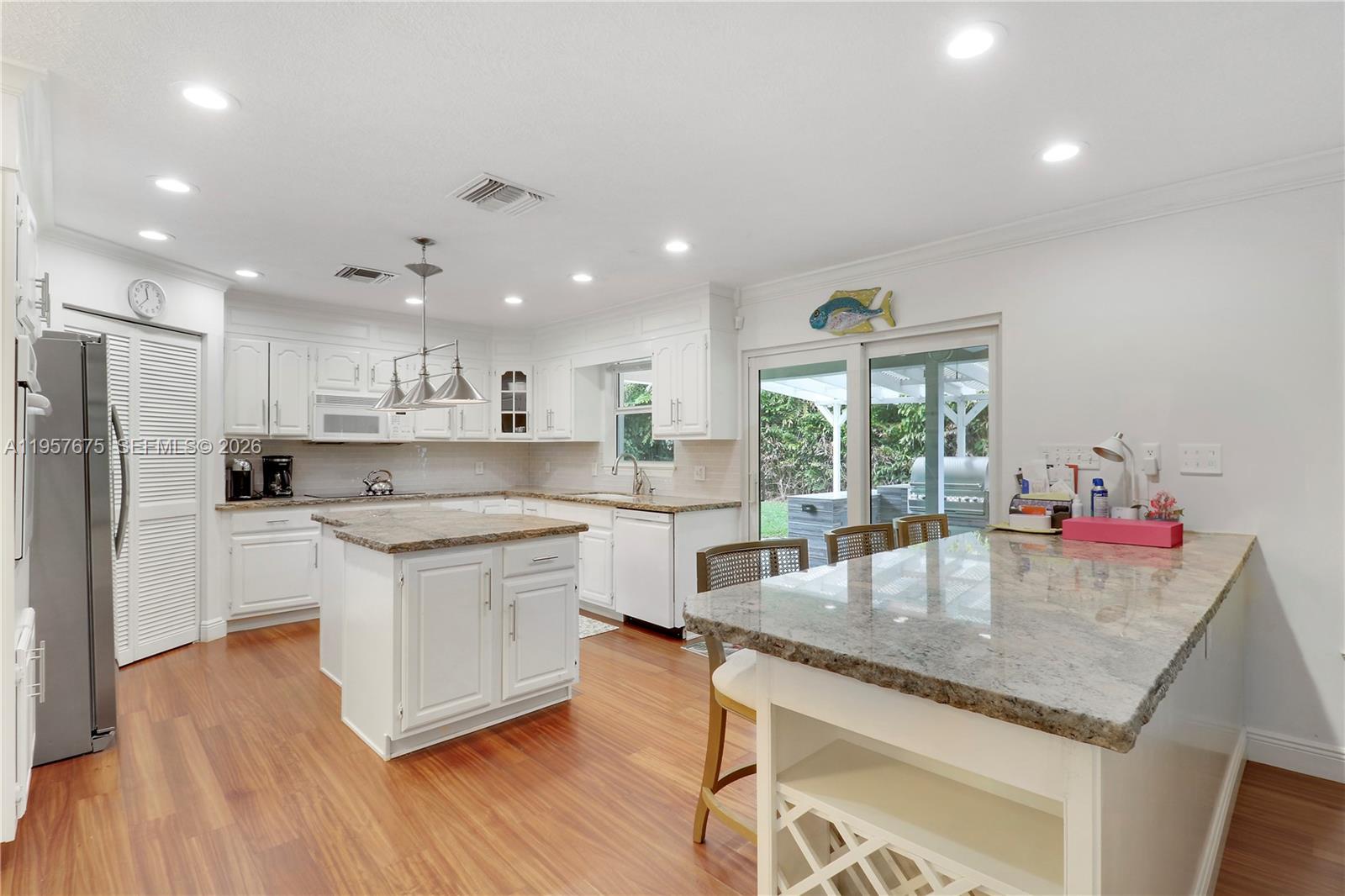 8445 Se Bayberry Ter Property Photo 5