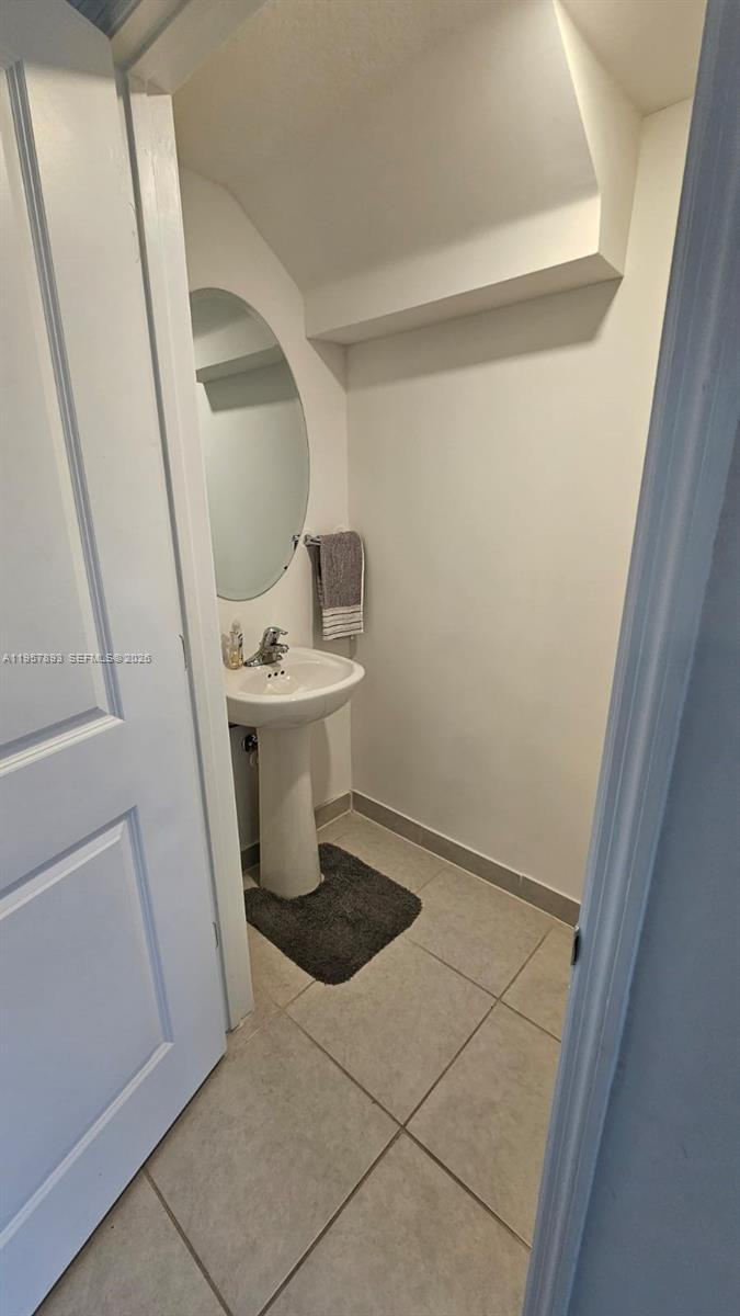 1146 Se 26th Ter 0 Property Photo 28