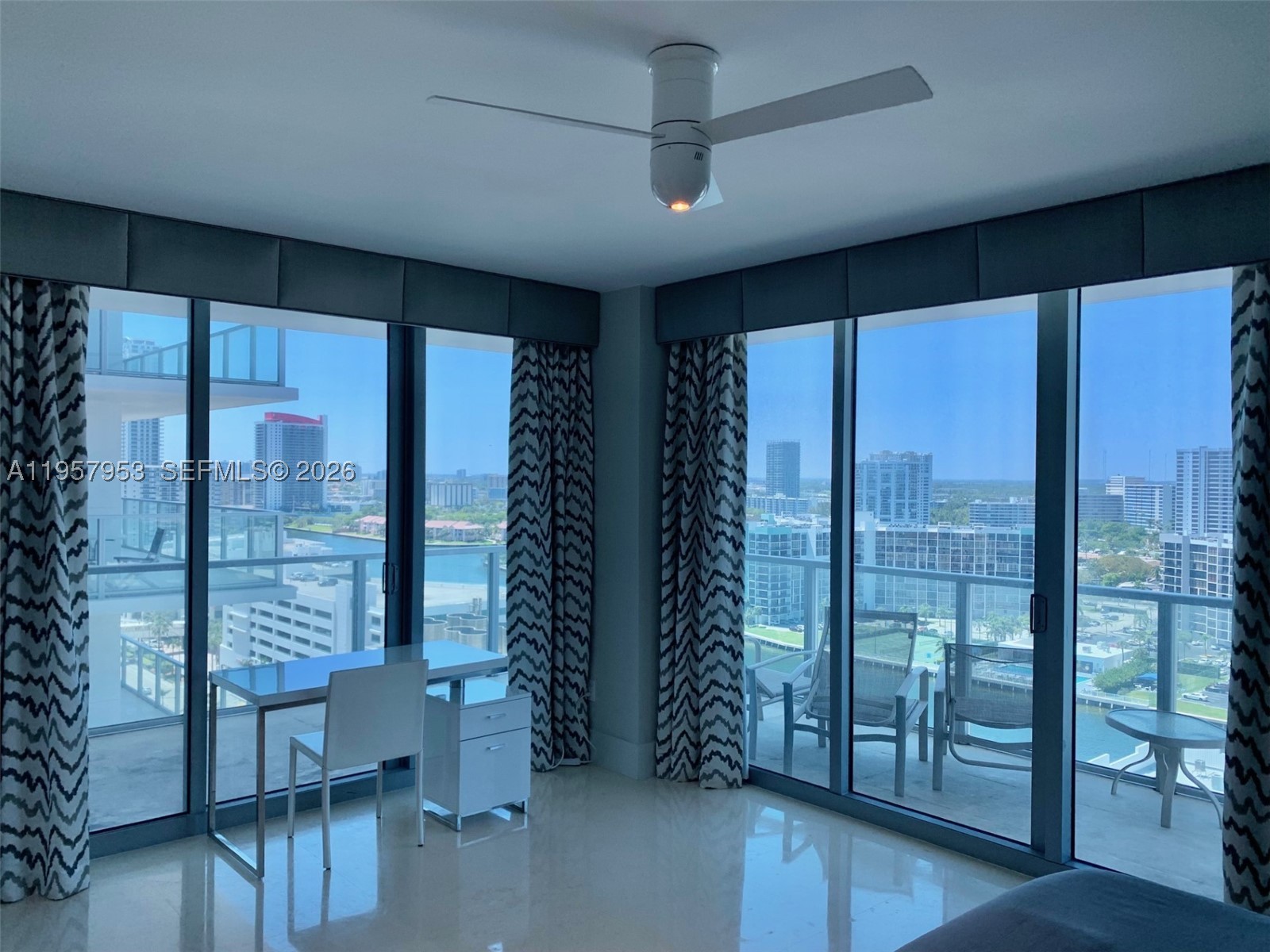 3101 S Ocean Dr 1701 Property Photo 14