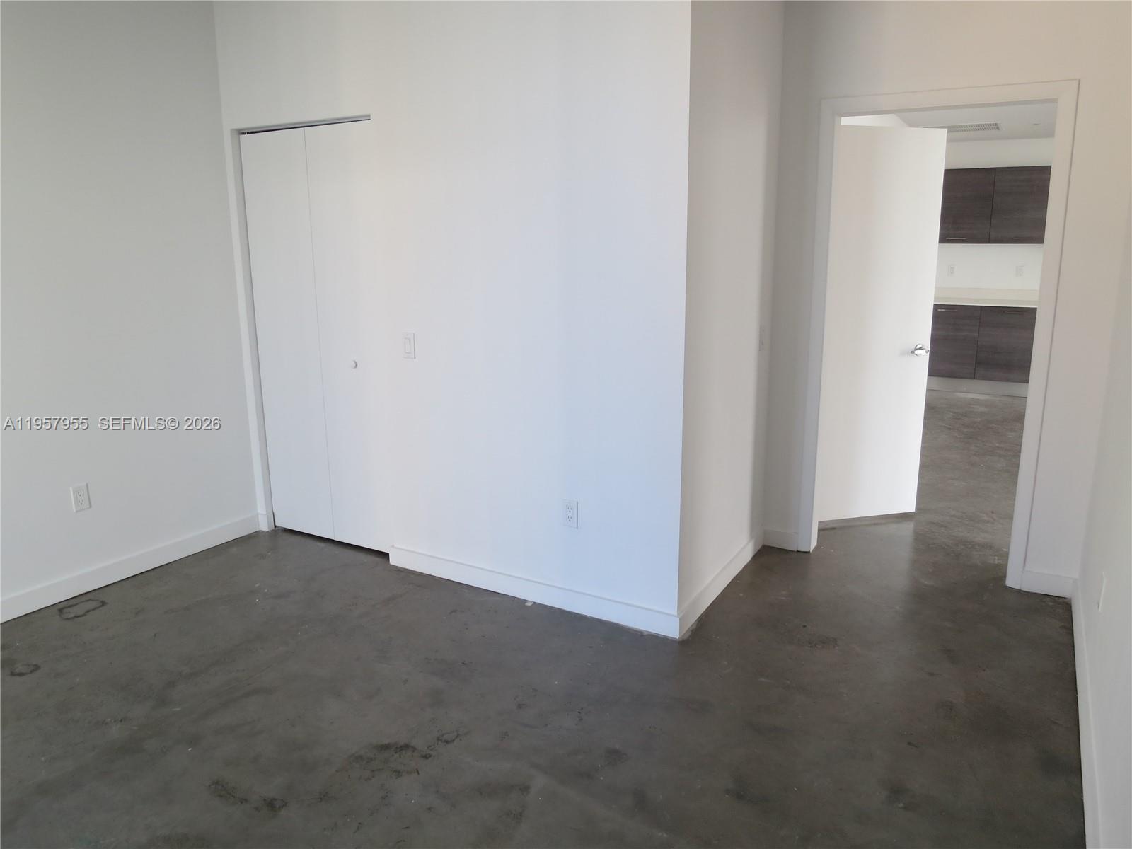 151 Se 1 St 1902 Property Photo 11