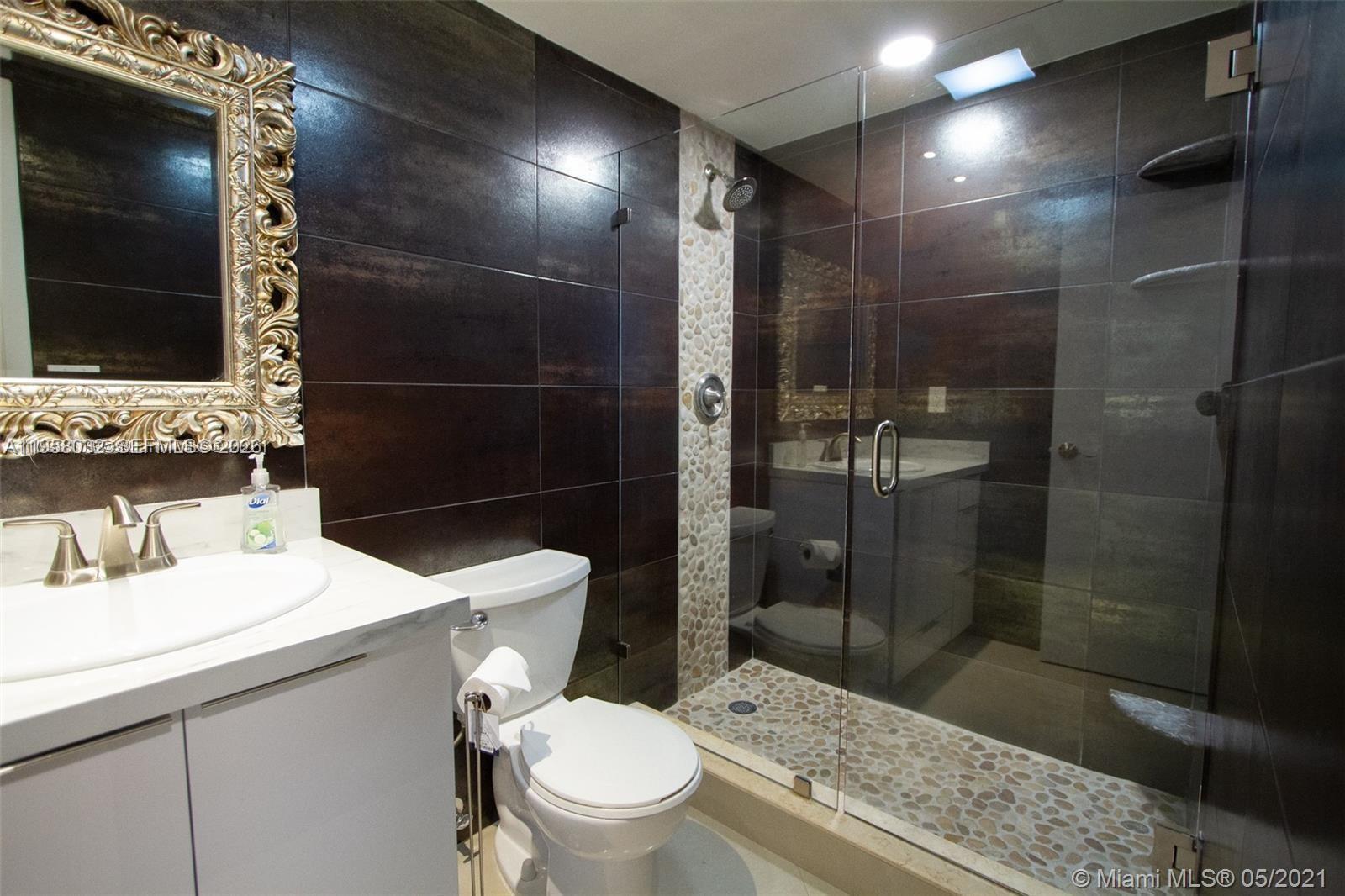 3801 S Ocean Dr Ph16s Property Photo 19