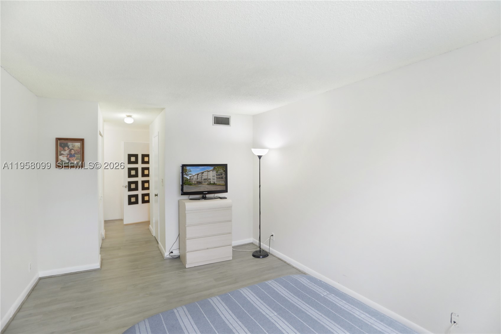 6600 Cypress Rd 105 Property Photo 15
