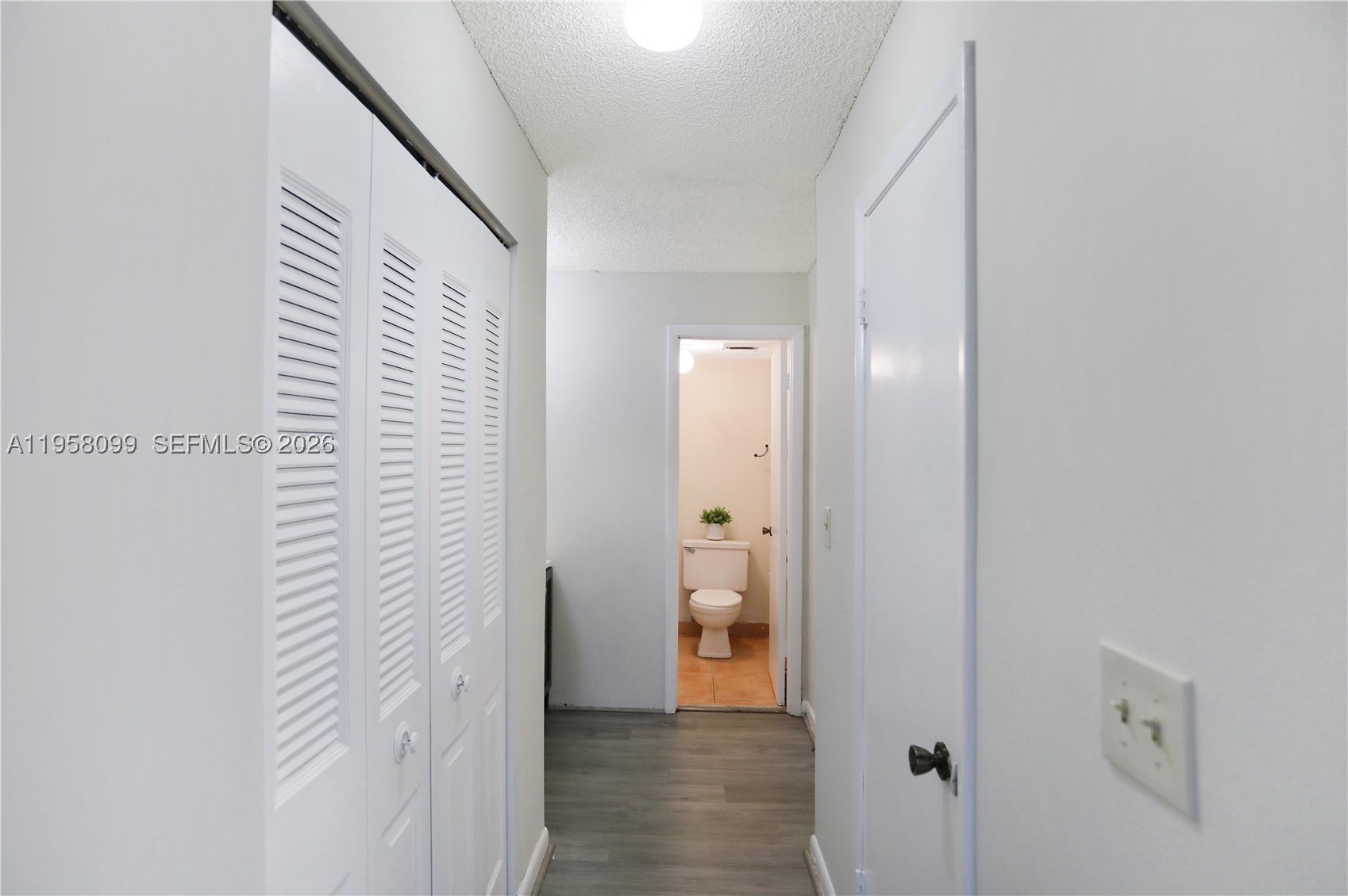 6600 Cypress Rd 105 Property Photo 27