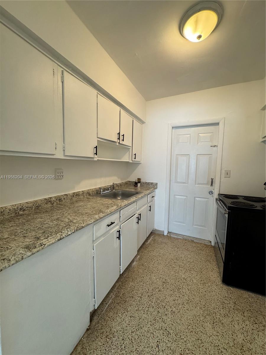 770 83rd St Property Photo 13